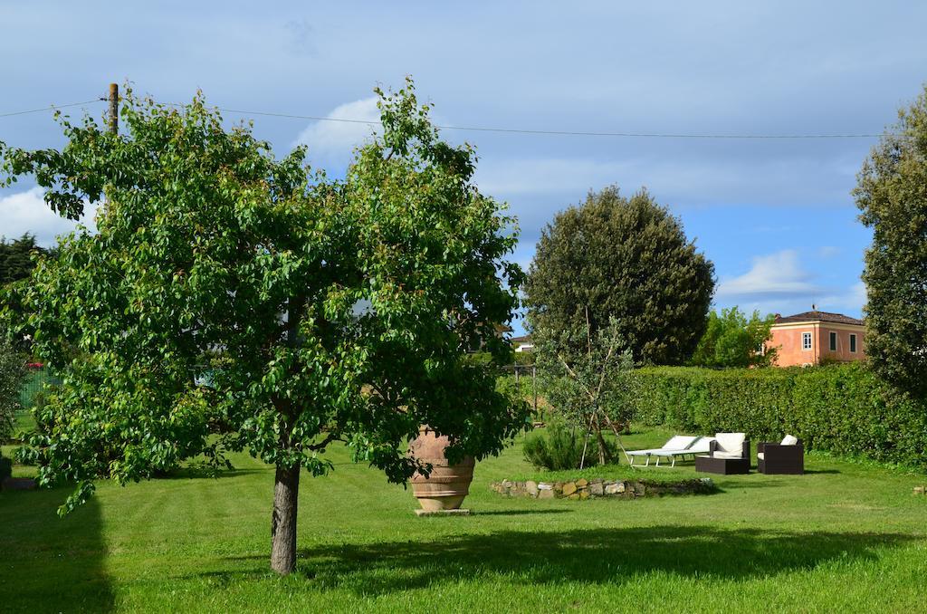 Agriturismo Al Podere Di Rosa Lucca Exterior photo